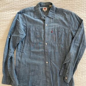 Levi’s blue denim long sleeve shirt size Medium